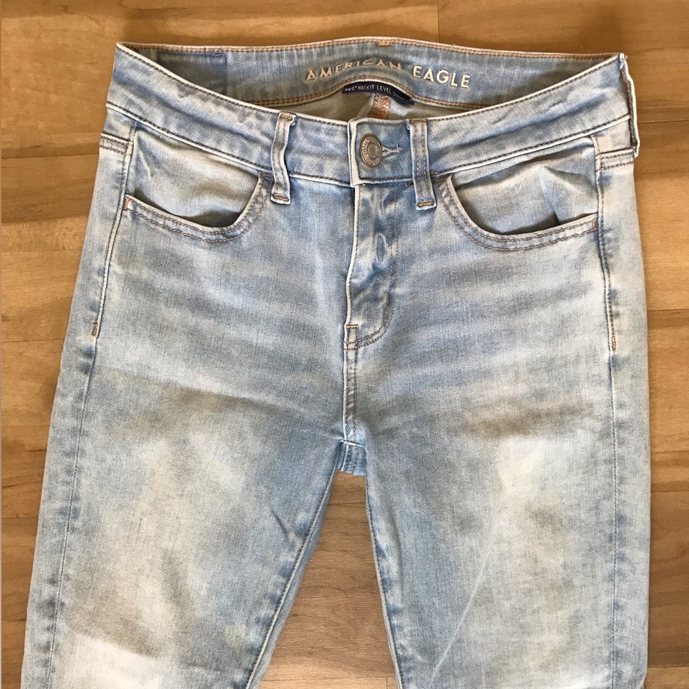American Eagle 360° Ne(X)t Level Stretch Light Wash Jeggings, Size 2 Short